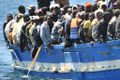 Barca sovraccarica di migranti.jpg